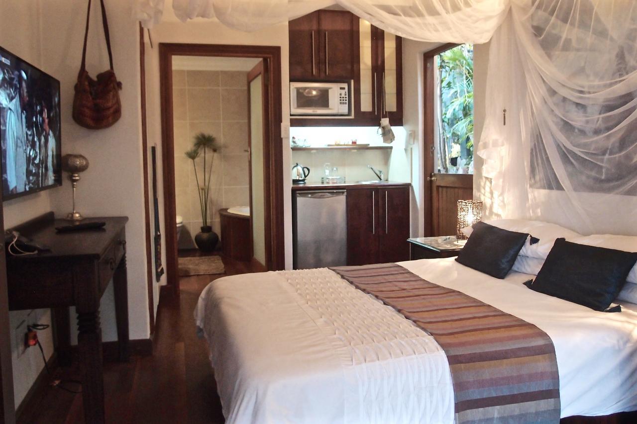 Jakita'S Guest House Баллито Экстерьер фото