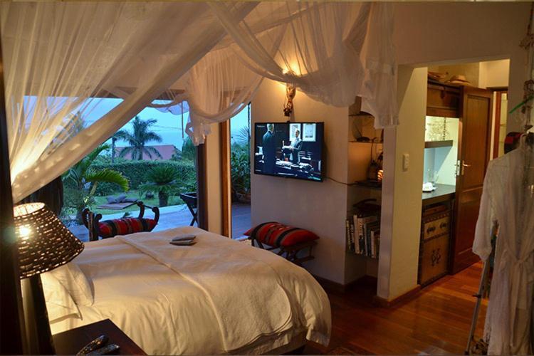 Jakita'S Guest House Баллито Экстерьер фото